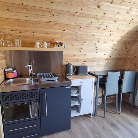 Caledonian Pod. In Caol, Fort William Εξωτερικό φωτογραφία